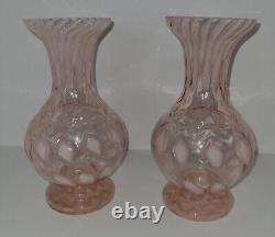 Paire de vases en verre d'art opalescent rose antique Harrach 1361