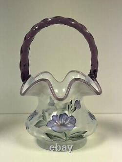 Panier et vase peints à la main en opaline améthyste violette héritage optique de Fenton