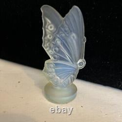 Papillon en verre d'art opalescent à ailes fermées Sabino France Vintage 2.5