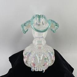 Pichet Melon en Opalescent Irisé Fenton Français avec Crête Verte signé L. Everson