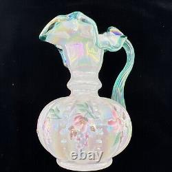 Pichet Melon en Opalescent Irisé Fenton Français avec Crête Verte signé L. Everson