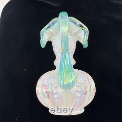 Pichet Melon en Opalescent Irisé Fenton Français avec Crête Verte signé L. Everson
