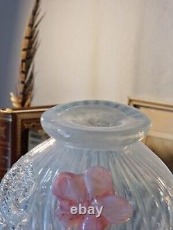 Pichet opalescent en verre de vaseline de style victorien avec appliques de fleurs anciennes de Stourbridge