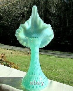 Pièce D'opalescent Bleu Persan Fenton Jip-jack Dans Le Pulpitre - Tulip Vase 11h