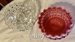 Plat à bonbons vintage en verre d'art Fenton Cranberry Opalescent avec couvercle M8