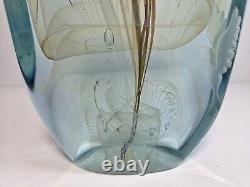 Presse-papier en verre artistique Bill Slade bleu signé daté oiseau opalescent