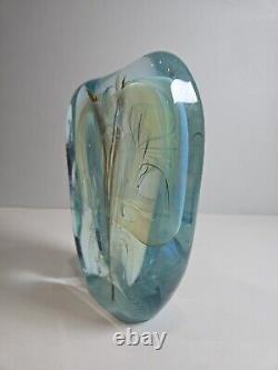 Presse-papier en verre artistique Bill Slade bleu signé daté oiseau opalescent