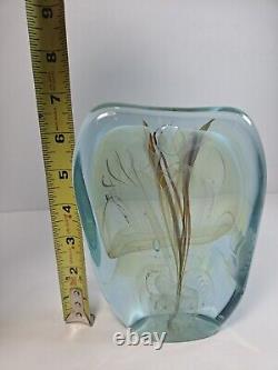 Presse-papier en verre artistique Bill Slade bleu signé daté oiseau opalescent