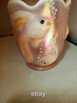 Rare Fenton Glass Opaline Bas-relief Fish Vase Hand Painted Bulles Signées