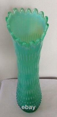 Rare Grand Vintage Fenton Art Glass Green Opalescent Hobnail Vase