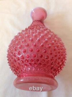 Rare Vase De Bouteille De Hobnail Opalescente De Canneberge En Verre D'art Fenton Vintage