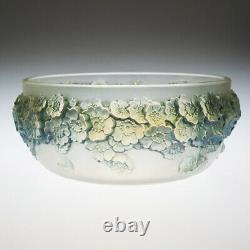 Rene Lalique Opalescent Frosted And Blue Stained Primeveres Bowl Conçu En 1930