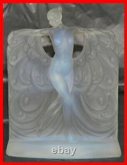 Sabino Opalescent Glass Figure Modèle Suzanne Au Bain