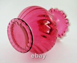 Snowcrest Cranberry Swirl Art Verre 7.5 Vase Opalescent Ruffled Edge Fenton