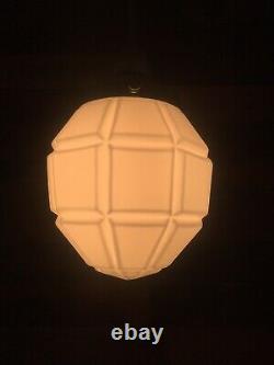 Style Art Déco Verre Géométrique Opaline Plafond Lampe Lampe Ombre & Galerie Chrome