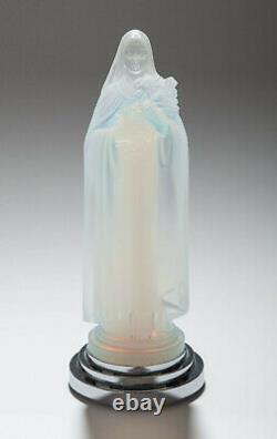 Un Rare Etling Art Déco Verre Opalescent Figure Saint Theresa Des Roses