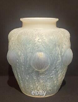 Un vase opalescent de la conception de René Lalique à Domremy par René Marcilhac No. 979