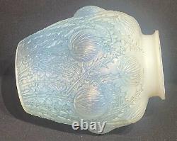 Un vase opalescent de la conception de René Lalique à Domremy par René Marcilhac No. 979