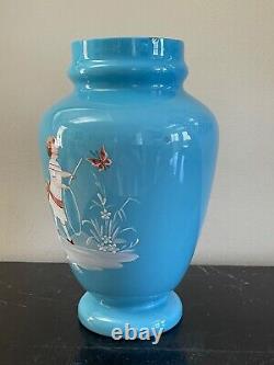 Vase D'urn En Verre D'art Opaline Victorien Avec Décoration En Émanel