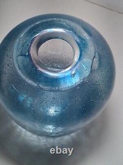 Vase Leon Applebaum, Verre Soufflé, Bleu Lumière Opalescente, Signé 6 1/2 Pouces de Hauteur
