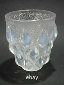 Vase ' René Lalique Opalescent Glass'rampillion