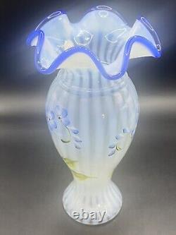 Vase Vtg Fenton en opalescent français à rayures optiques, peint à la main, signé 'Forget Me Not'