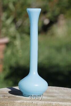 Vase à bourgeon en opaline bleue italienne vintage des années 70, 20 cm (7,8 pouces) Empoli