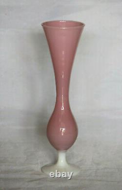 Vase à bouton vintage en opaline rose italienne Italie 21cm 8.3in Base opalescente blanche