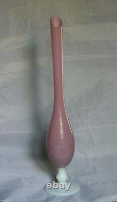 Vase à tige de bouton d'opale rose italienne vintage de grande taille Italie 36cm 14in Opalescent Foot