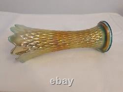 Vase balancé en verre d'art opalescent de carnaval Northwood AQUA OPALESCENT DIAMOND POINT Opal 10