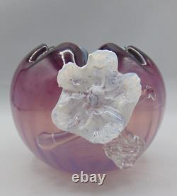 Vase en forme de bol rose en verre appliqué améthyste et opalescent de style Art Nouveau Kralik ou Harrach