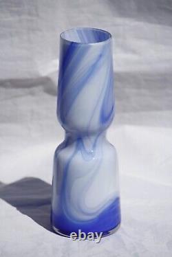 Vase en opaline bleu blanc vintage de Carlo Moretti Italie Murano 7,3 pouces avec étiquette