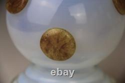 Vase en verre art opalin blanc vintage
