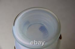Vase en verre art opalin blanc vintage