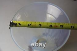 Vase en verre art opalin blanc vintage