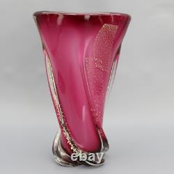 Vase en verre de Murano opalin fuchsia et canneberge, brillant et glam vintage des années 80, 10 pouces