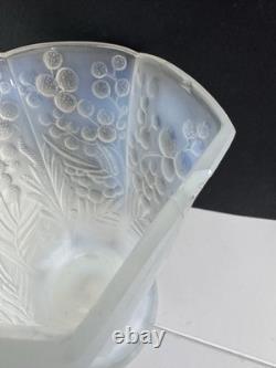 Vase en verre français ETLING Wattle opalescent blanc Art Déco antique France