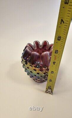 Vase en verre iridescent opalescent Fenton Plum Hobnail 4 avec livraison gratuite aux États-Unis.