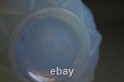 Vase en verre opalescent Losange Sabino Art Déco ancien vers 1930