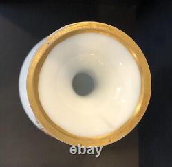 Vase en verre opalin blanc satiné bohémien 12h, peint à la main