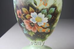 Vase en verre opalin floral peint à la main antique brille
