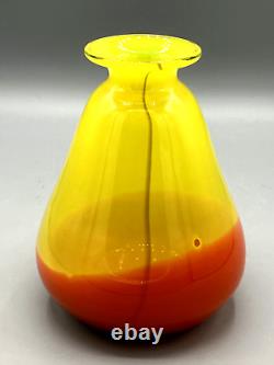 Vase en verre opalin tchèque Loetz Orange & Jaune Tango Art Déco Verre d'Art Vintage