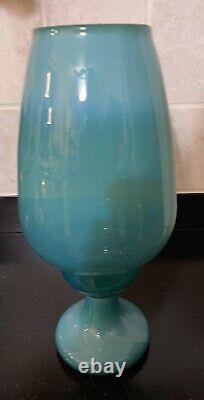 Vase en verre polonais opalescent turquoise MCM vintage