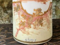 Vase opalin peint à la main Art Nouveau antique vers 1890