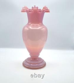 Vase victorien en verre opalin rose, vase en verre à col ondulé, superbe vase.