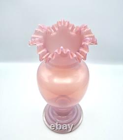 Vase victorien en verre opalin rose, vase en verre à col ondulé, superbe vase.