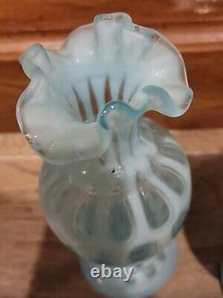 Vases De Verre Opalescent Bleu Fenton Pièce #194
