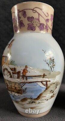 Vases de cheminée en verre opaline représentant une scène de paysage bohémien français ancien