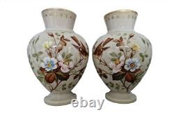 Vases en opaline français anciens