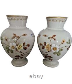 Vases en opaline français anciens